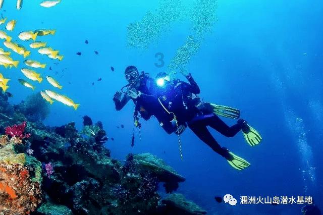 这几种父母很容易养出懦弱的孩子，长大后，被人欺负了也只会忍受游戏画面