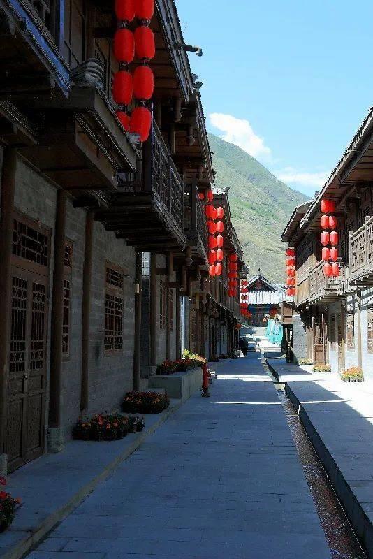 暗讽足球先生梅西? 2023年环球奖最佳球员给哈兰德 有何特殊意义